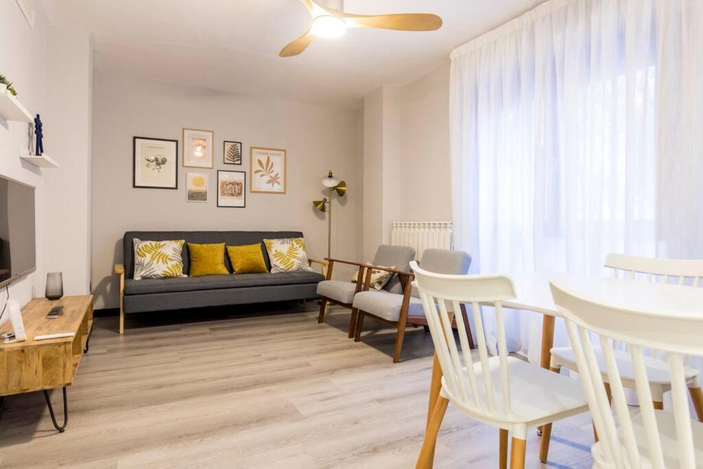 Castrillo 4 Apartamento Acogedor Zaragoza Exterior foto